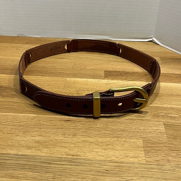 VINTAGE FOSSIL BROWN SEGMENTED BRIDLE LEATHER BELT#BT7025 WOMEN’S SIZE LARGE - Picture 2 of 15